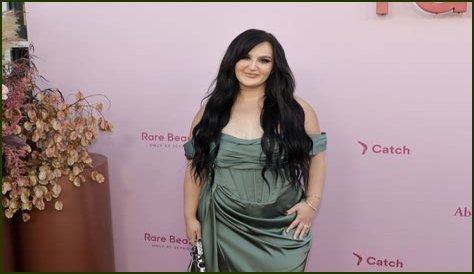 Mikayla Nogueira Net Worth & Earnings (2024)